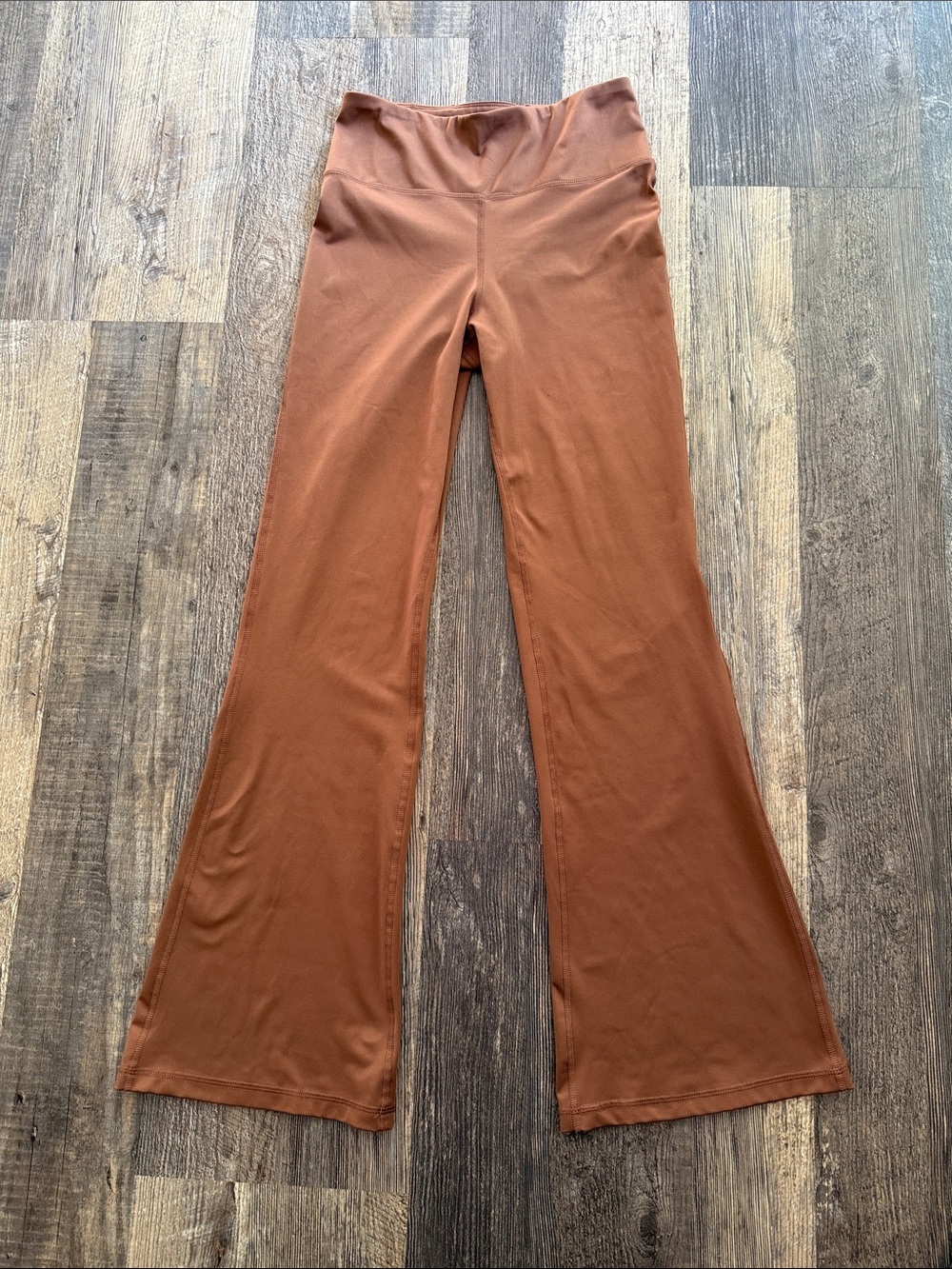 Avia Women's Mauve Brown Flared Yoga Pants Leggings Size Small 4-6